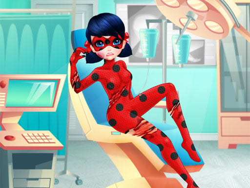 dotted-girl-ambulance-for-superhero-1